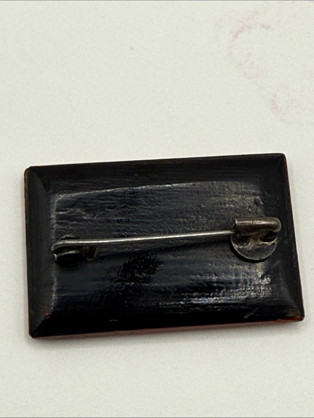 Antique lacquer Estate etched Peacock Feather Red Rectangular pin brooch deco - Picture 8 of 16